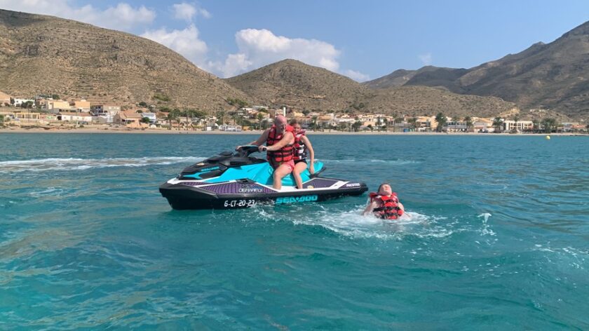 Equipo de seguridad alquiler motos de agua Mazarrón